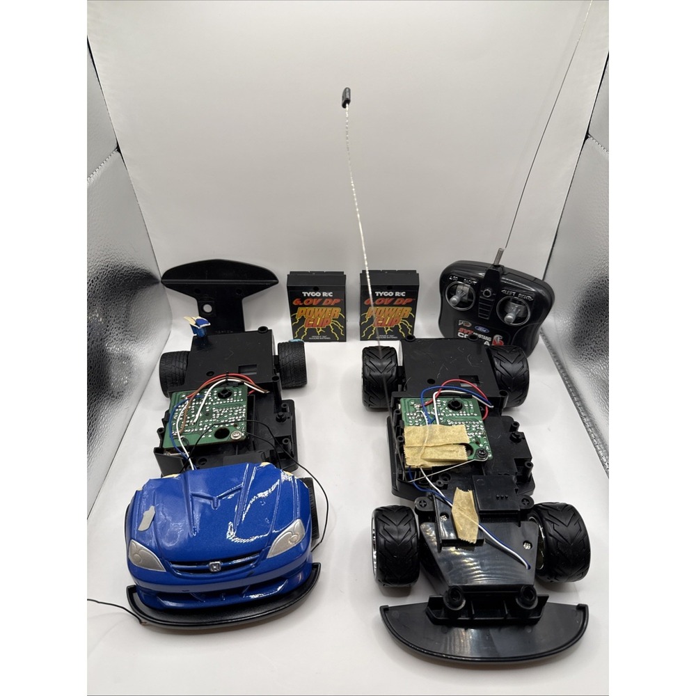 Tyco RC Car Lot 2 49mhz Bodies. Remote. 2 Tyco 6.0V‎ DP Mattel Parts FOR PARTS